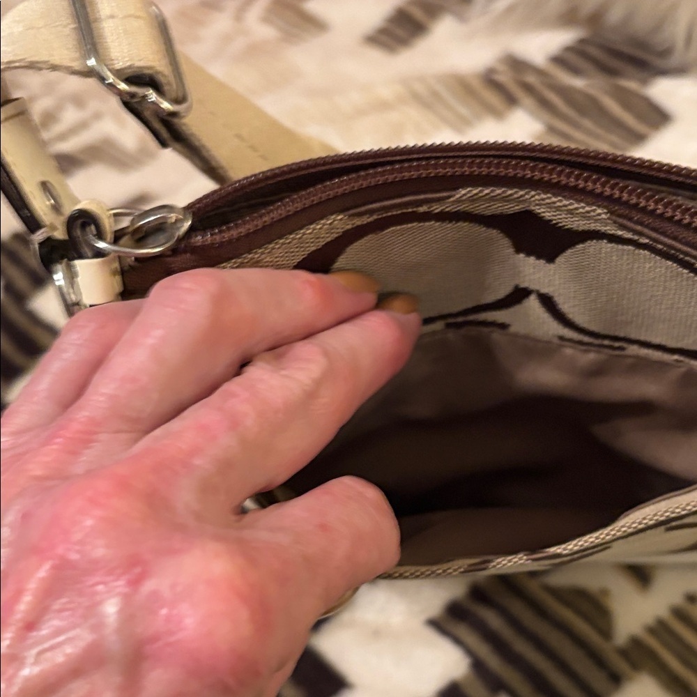 Coach Tan and Cream Swingpack Crossbody Bag - Picture 8 of 16